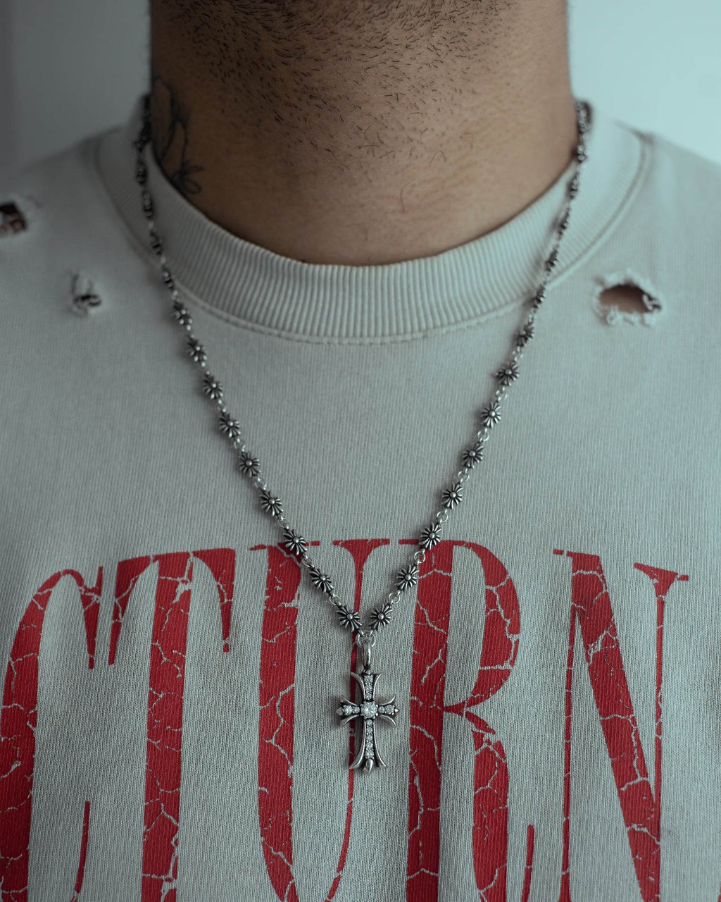 Collar con Cruz Chrome Hearts - PALESSI