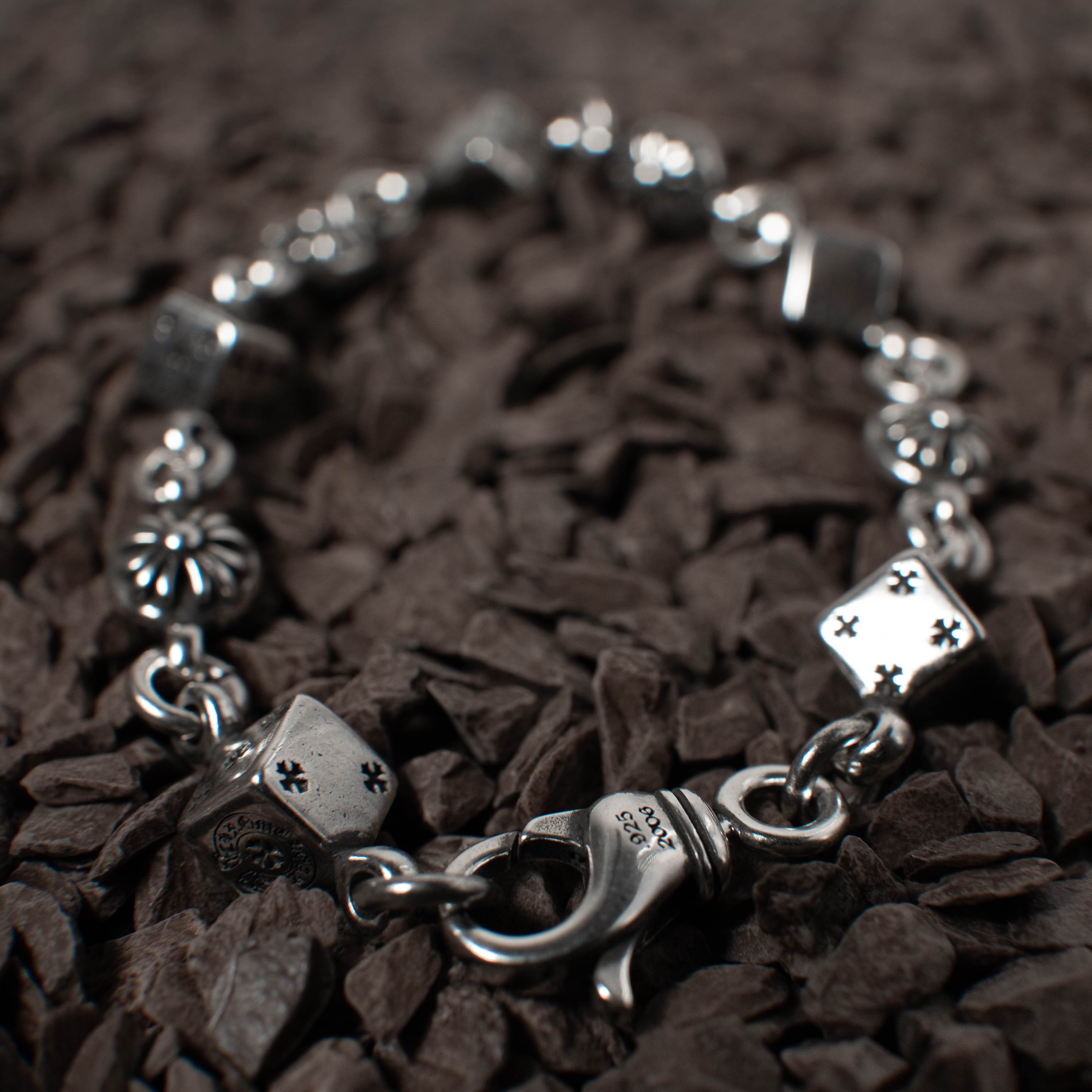 Brazalete Chrome Hearts Charms - PALESSI