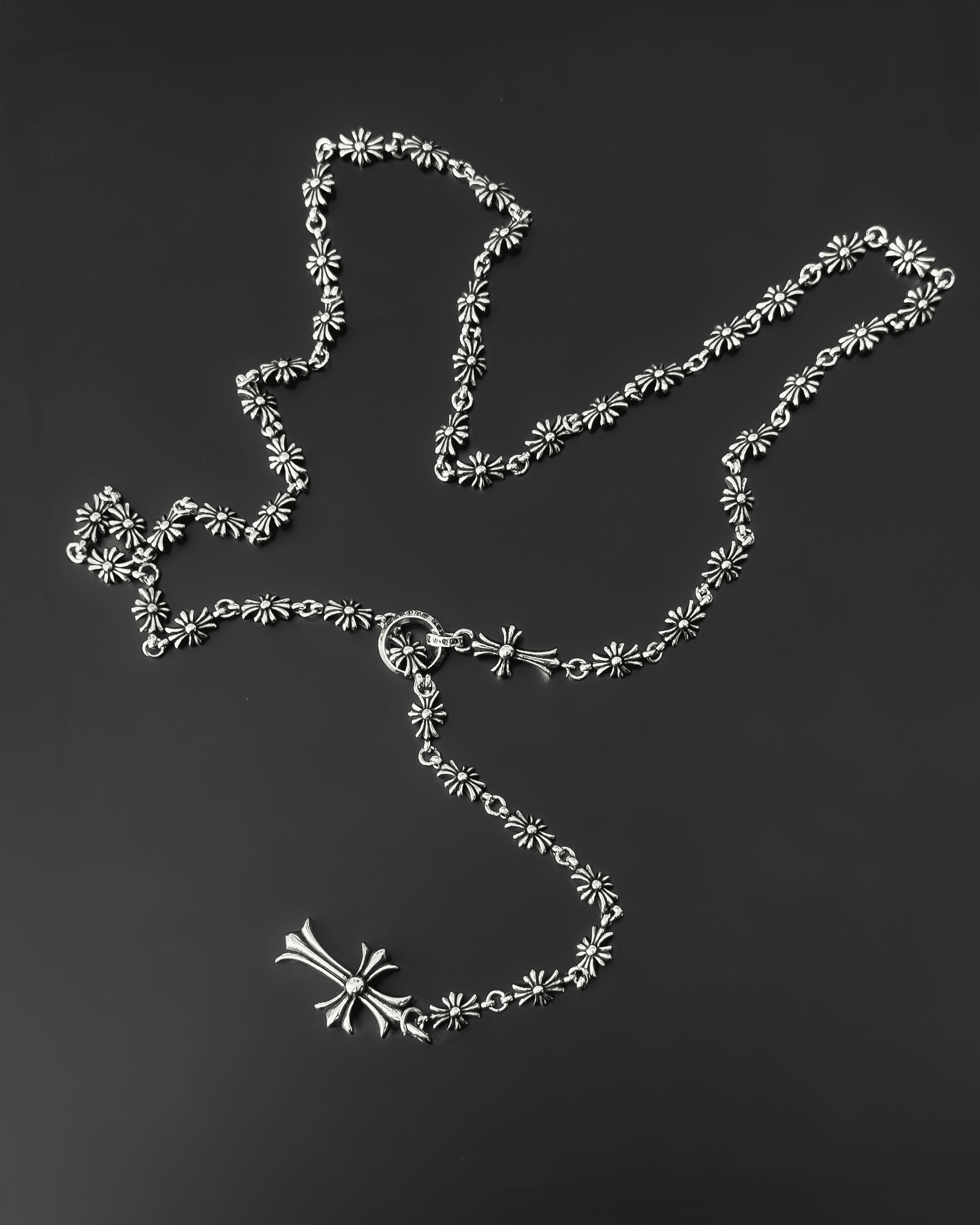 Collar con Cruz Chrome Hearts - PALESSI